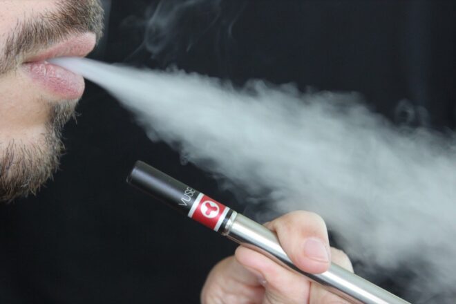 Close Loophole that lets Teens buy E-Cigarettes Online
