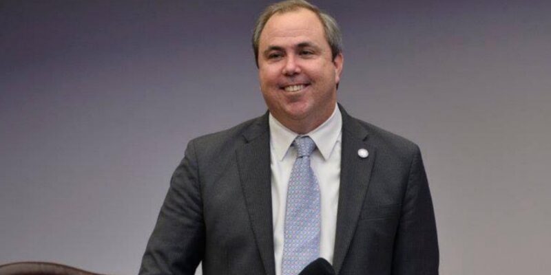 Gruters Introduces Bill Requiring Driver's Licenses to Showcase Citizenship Status