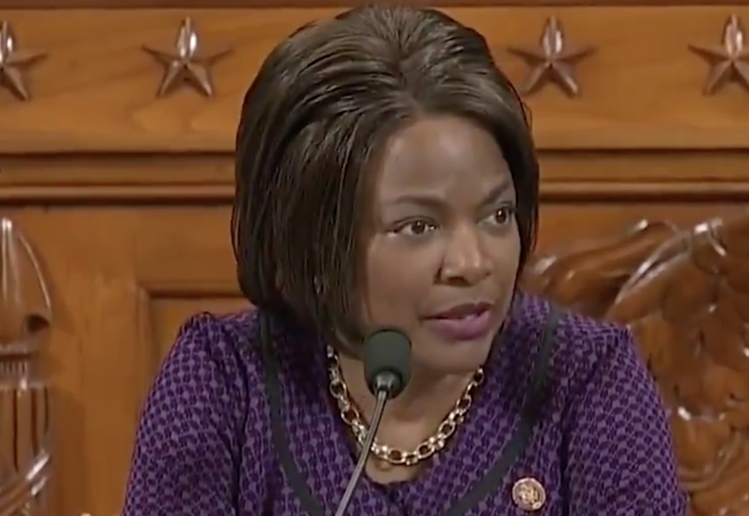 Demings VICTIM Act Passes in the House