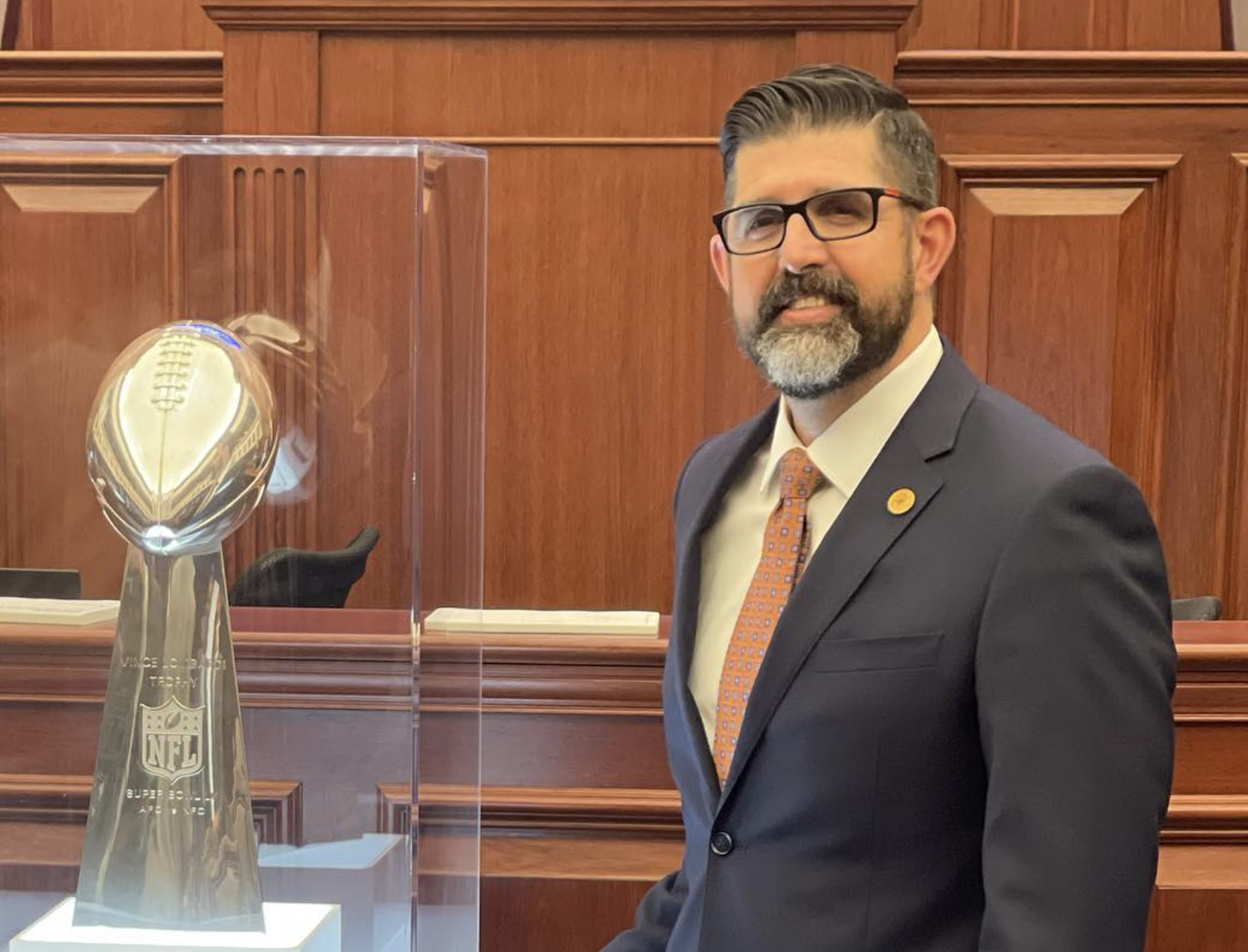 Sen. Diaz’s SB 1672 to Make Education More Affordable to Veterans