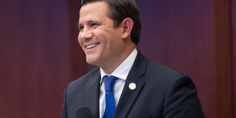 Florida Democrats Mobilize to Push Moderate or 'DINOs' Out of Party