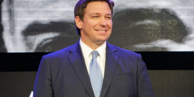 DeSantis defends Trump, Says He Was Treated Unfairly on Immigration