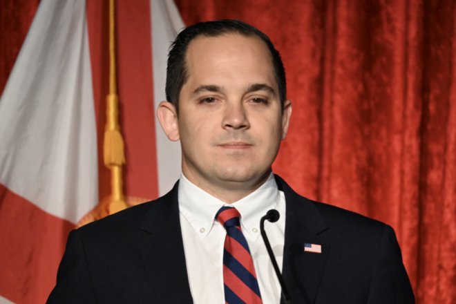Sabatini files lawsuit against Miami-Dade County over mask mandate