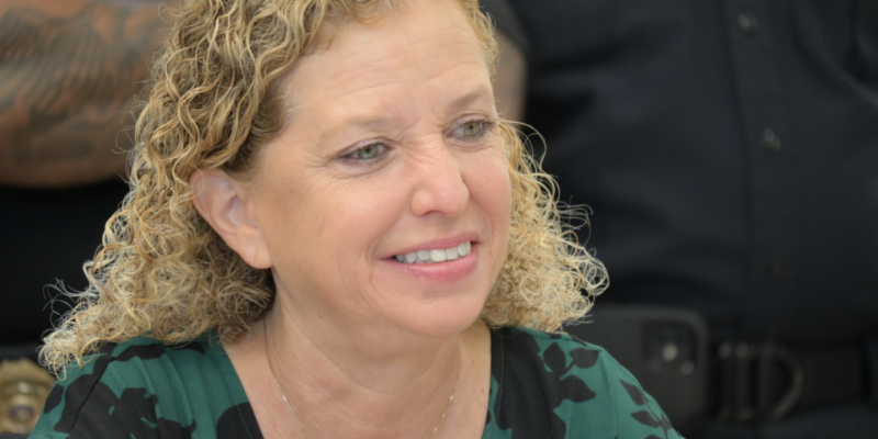 Rep. Wasserman Schultz Criticizes Trump Administration Over Recklessly Firing Key FDA Safety Experts