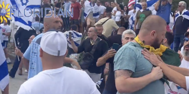 Pro-Israel Rally Turns Violent as Palestinian Protestors Show up, Riot Police get Involved (VIDEO)